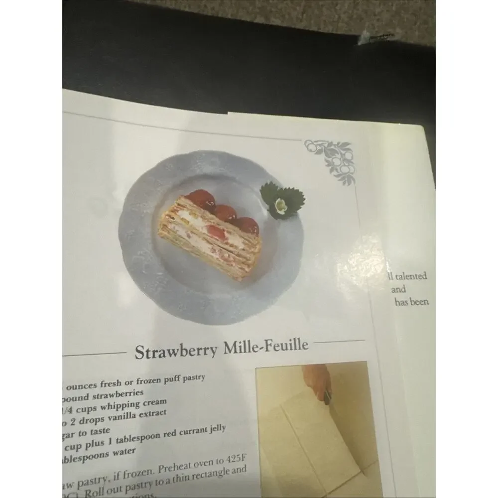Lot Of 2 Cookbooks For entertaining Redenbacher’s popcorn & party entertaining